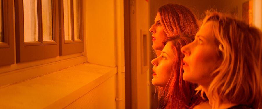 Splitscreen-review Image de Les femmes et les enfants d'abord de Pierre Dugowson