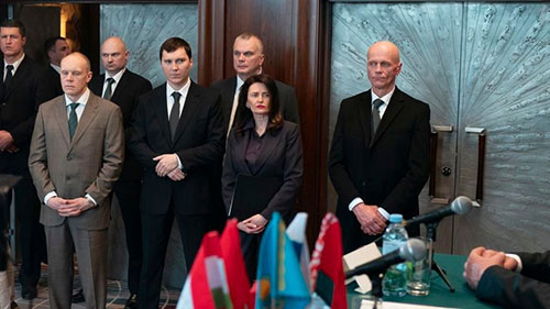 Splitscreen-review Image du film d'Olivier Assayas intitulé Le mage du Kremlin